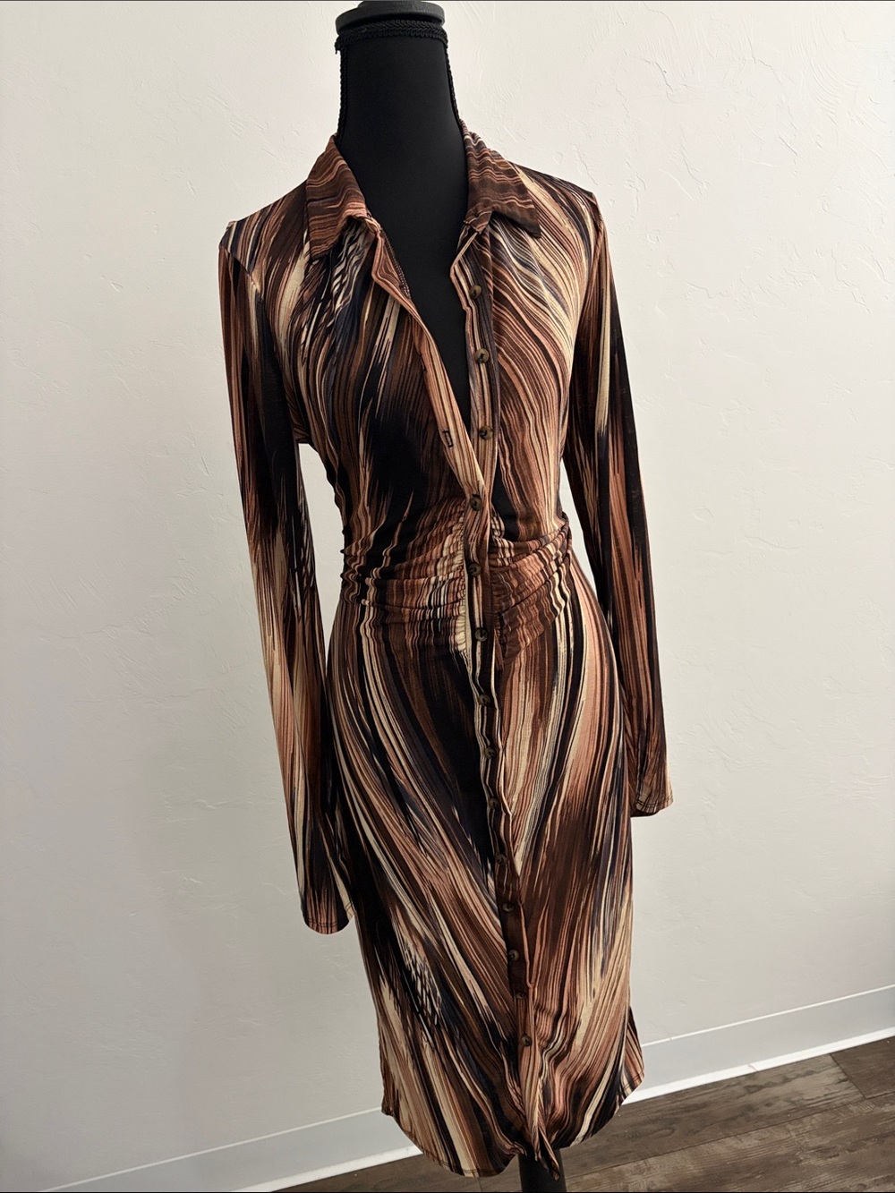 Fashion Nova Brown Marble-Print Long Sleeve Button-Up Dress